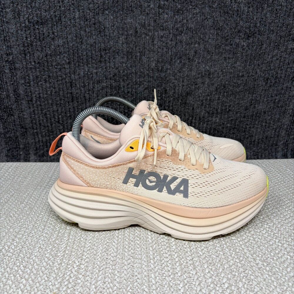 Hoka One One Bondi 8 Cream Vanilla Athletic Running Shoes Sneakers Women’s 7 B